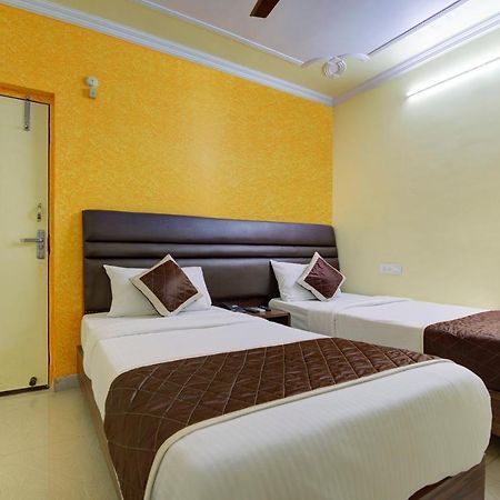 OYO 9209 Hotel Garden Villa Patna  Buitenkant foto