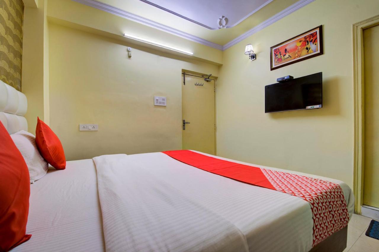 OYO 9209 Hotel Garden Villa Patna  Buitenkant foto