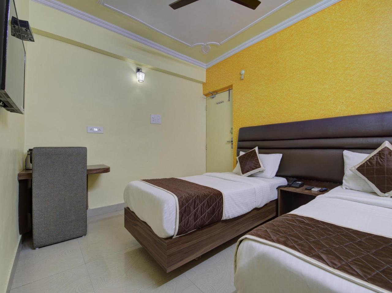 OYO 9209 Hotel Garden Villa Patna  Buitenkant foto